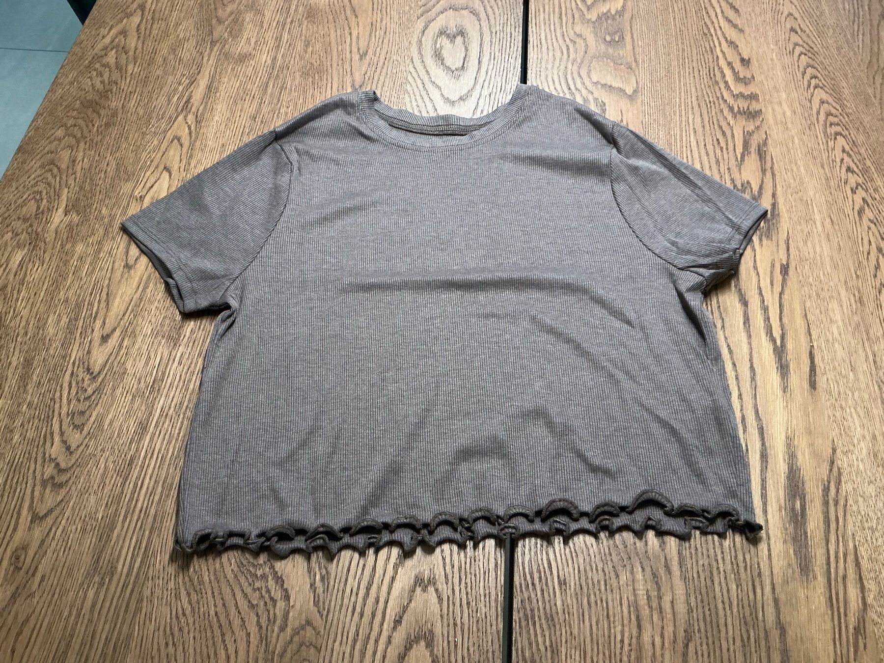 T-shirt: Trendiges Ripp T-Shirt, Grösse S – Nuovo (secondo la descrizione) da Würenlos venduto da Chicca2004 1