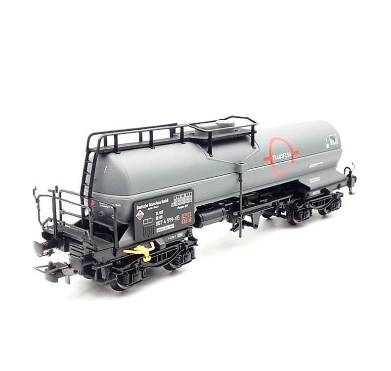 Wagon UFR REE WB151 – échelle HO – Citerne Marron – Neuf En Boîte