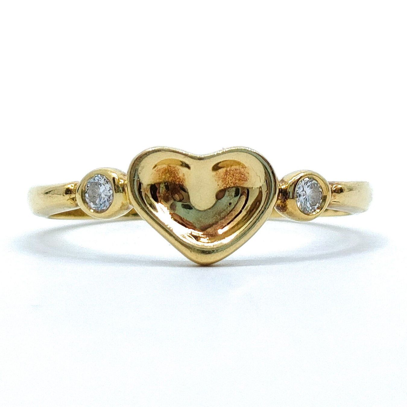 Tiffany & Co. Anelli: Tiffany & Co. 18K Herz Ring Diamanten – Usato da Bottighofen venduto da menschenfamilie