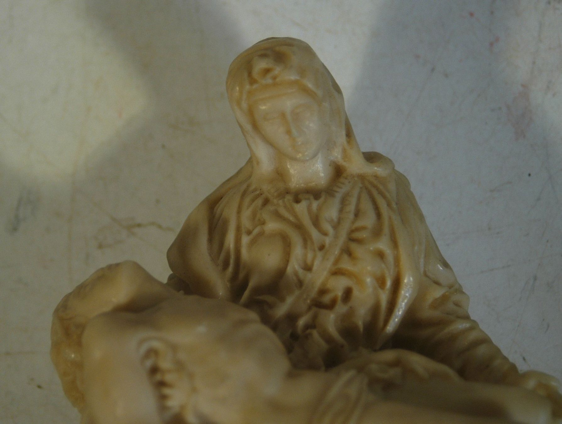 Statuette: 2-teiliges Set: Jesus und Maria Figuren – Usato da Herisau venduto da Wisen 1