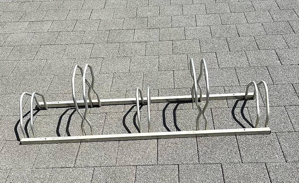 Biciclette: Vélo Parking  – Usato da Montreux venduto da dan_g5wm