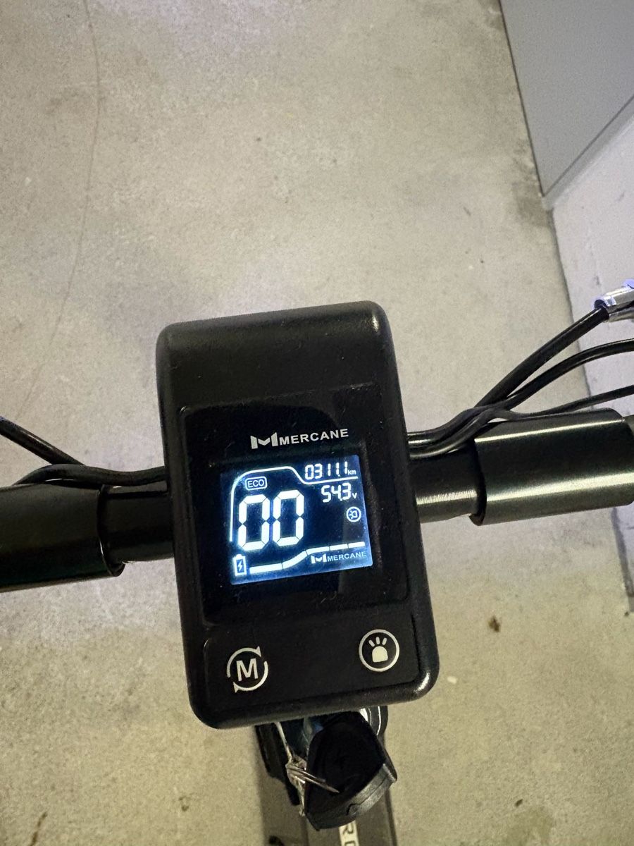 Veicoli elettrici: E- Scooter Wide wheel pro – Usato da Uerikon venduto da inf_5fl5 1