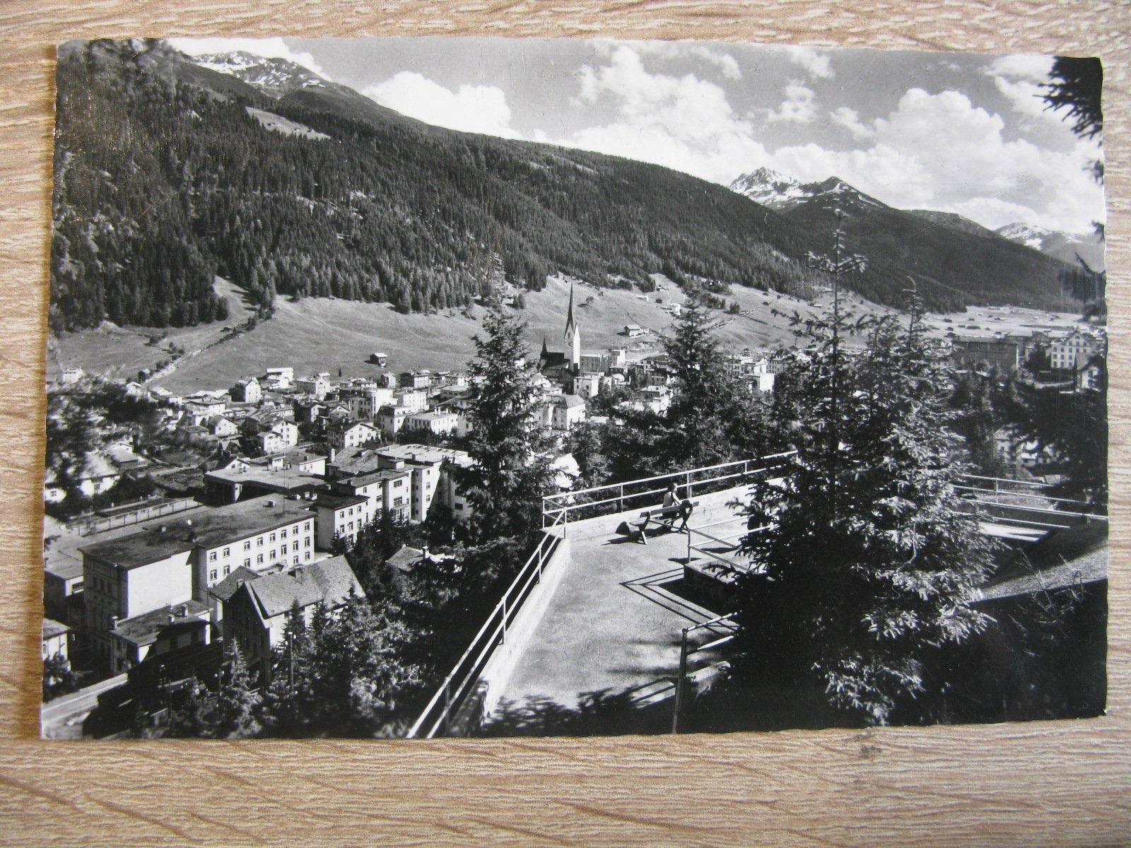 Cartoline postali: Ansichtskarte Davos 1964 – Usato da Muttenz venduto da Bhuebi