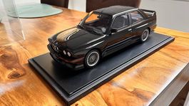 1:12 Ottomobile BMW M3 E30 Sport Evo