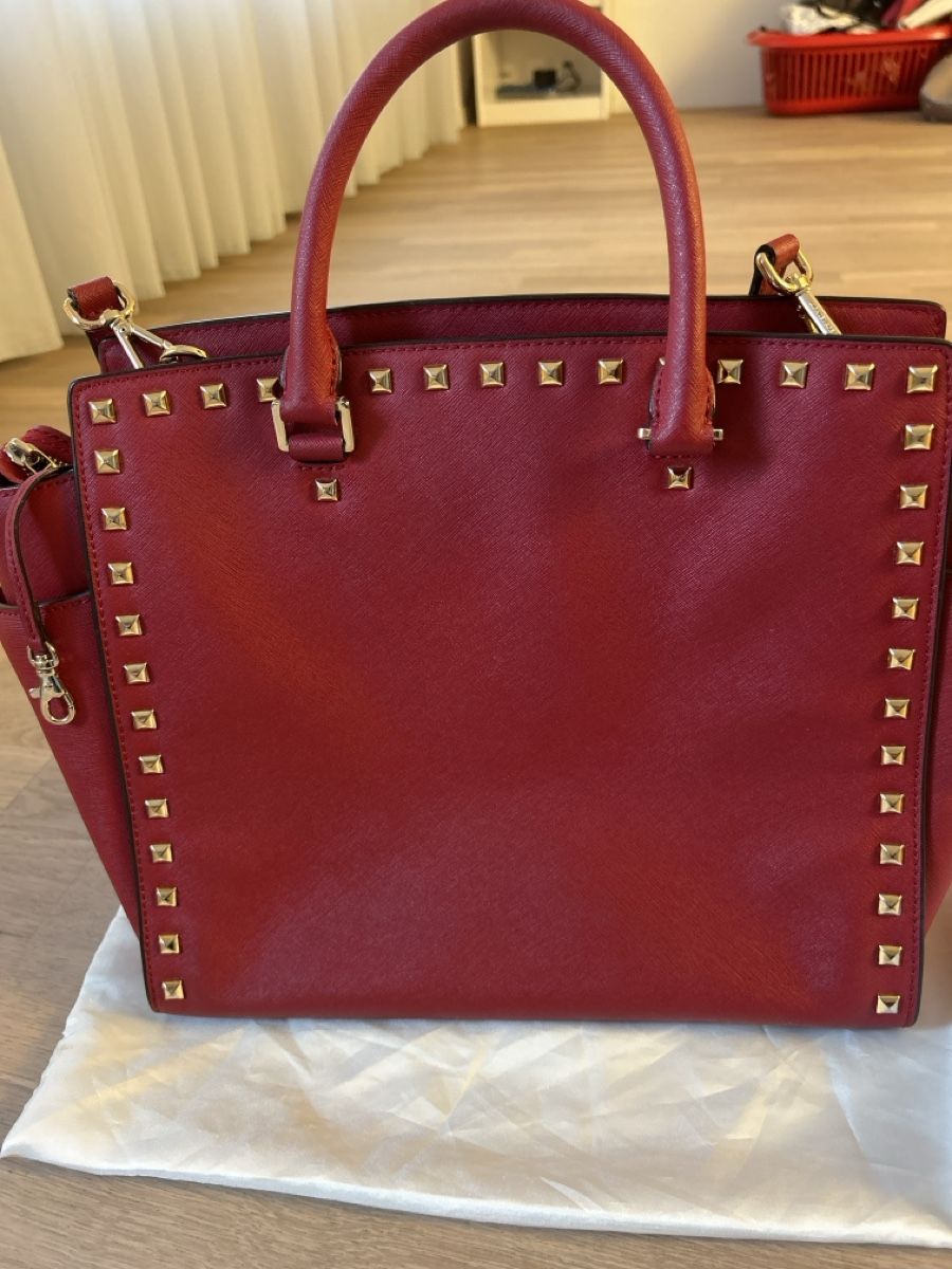 Michael Kors Sacs femmes: MK Tasche rot neuwertig  – D'occasion à Adlikon b. Regensdorf par Huegeler 3