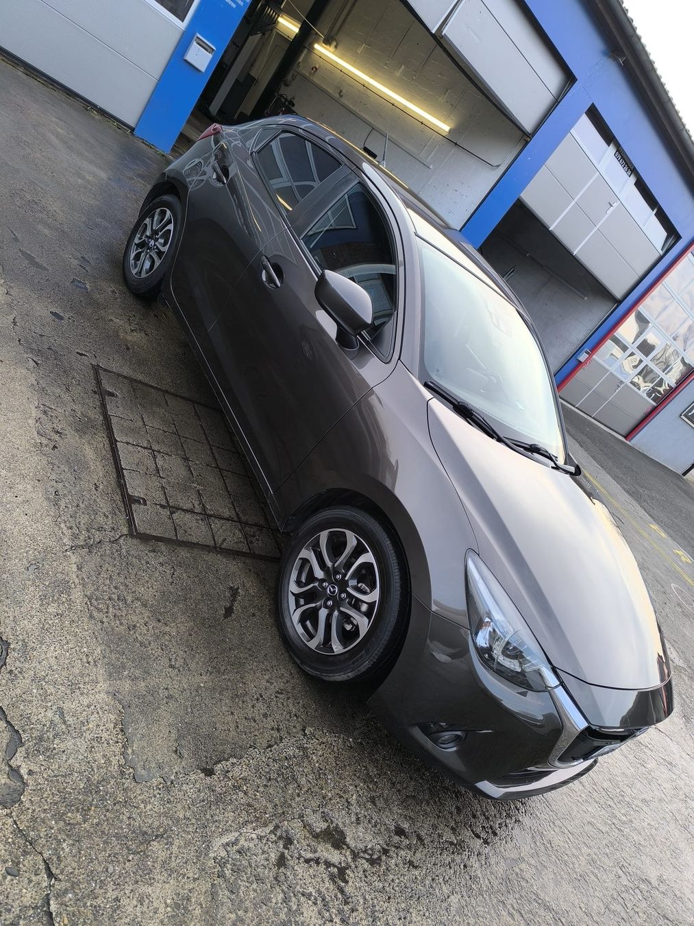 Mazda Automobili: MAZDA 2 1.5 Skyactiv-G – Usato da Weinfelden venduto da nel_qm2g 3