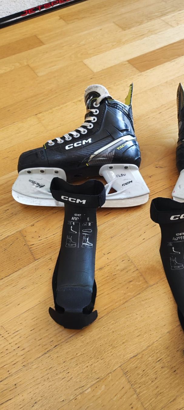 Ccm Schlittschuhe: Schlittshuhe 35 - 36 – Gebraucht aus Oberkulm von ami_599k 1