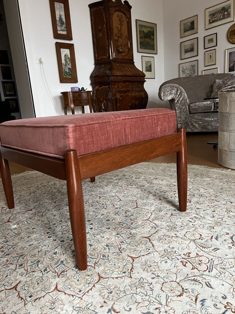 Hocker: Ottomane Antik – Gebraucht aus St.Gallen von 303_7fcf 6