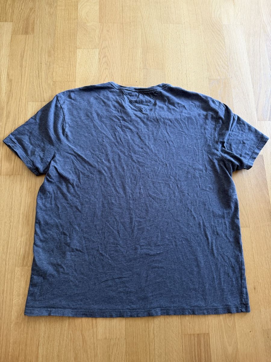 Tommy Hilfiger T-shirt: Tommy Hilfiger T-Shirt - Grösse L – Usato da Oberwil BL venduto da Ray_Pa_Ts 3