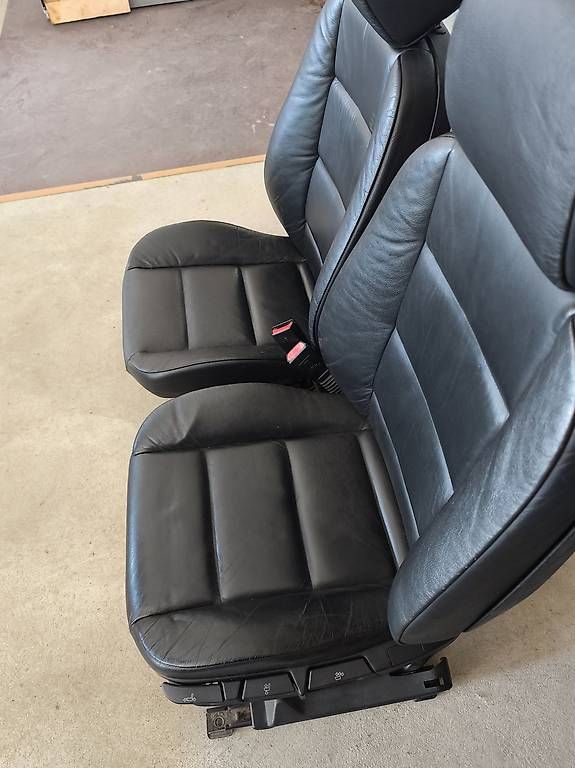 Tutti pezzi di ricambio auto: BMW E36 Ledersitze Limousine, Touring  – Usato da Zihlschlacht venduto da rad_vvm9 4
