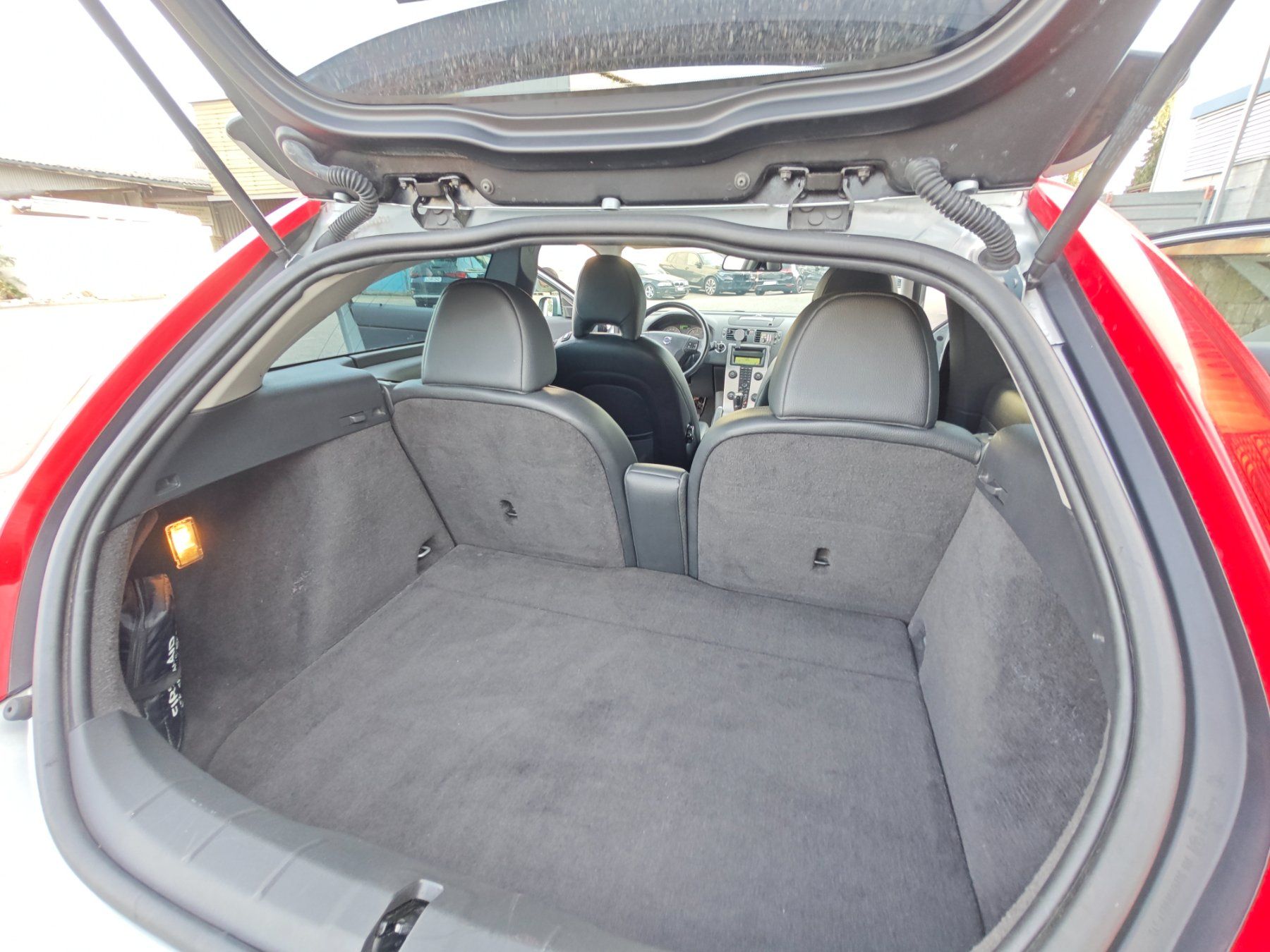 Volvo Autos: VOLVO C30 2.5 T5 – D'occasion à langenthal par Saffolter1 8