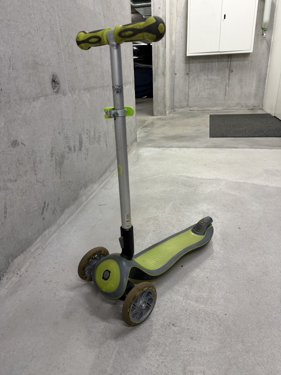 Globber Kickboard: Globber Scooter Junior – Usato da Buchs SG venduto da SPAMPAM