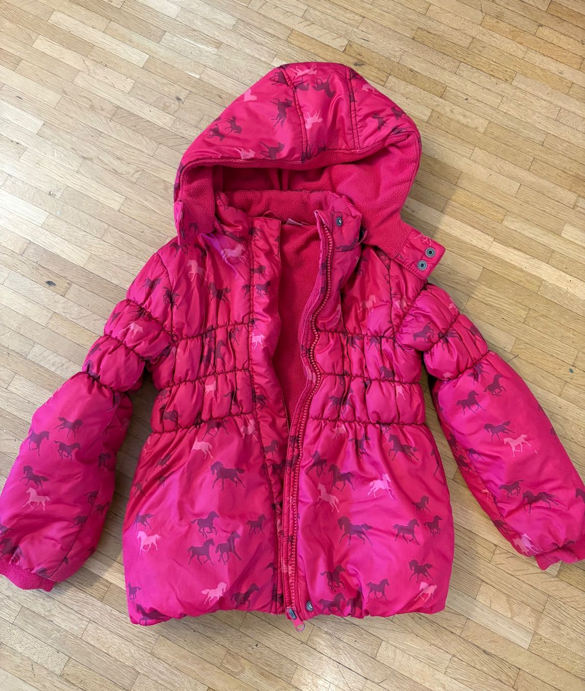 Kleiderpakete & -sets: Kleiderpaket Mädchen Gr. 122 – Gebraucht aus Wetzikon ZH von torira 7