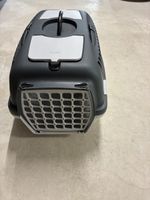 Transportbox für Katzen und kleine Hunde grau schwarz