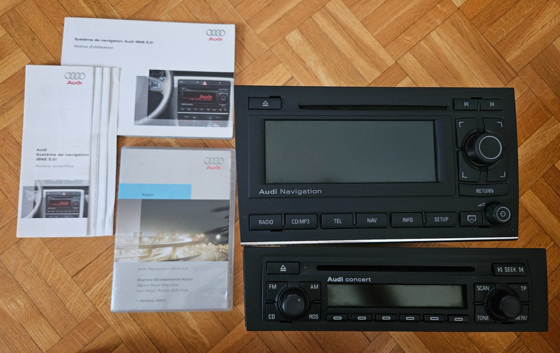 Audio- & Mediensysteme: Système de Navigation Bns 5.0 pour Audi 2005/2008 – Gebraucht aus St-Maurice von eros2001