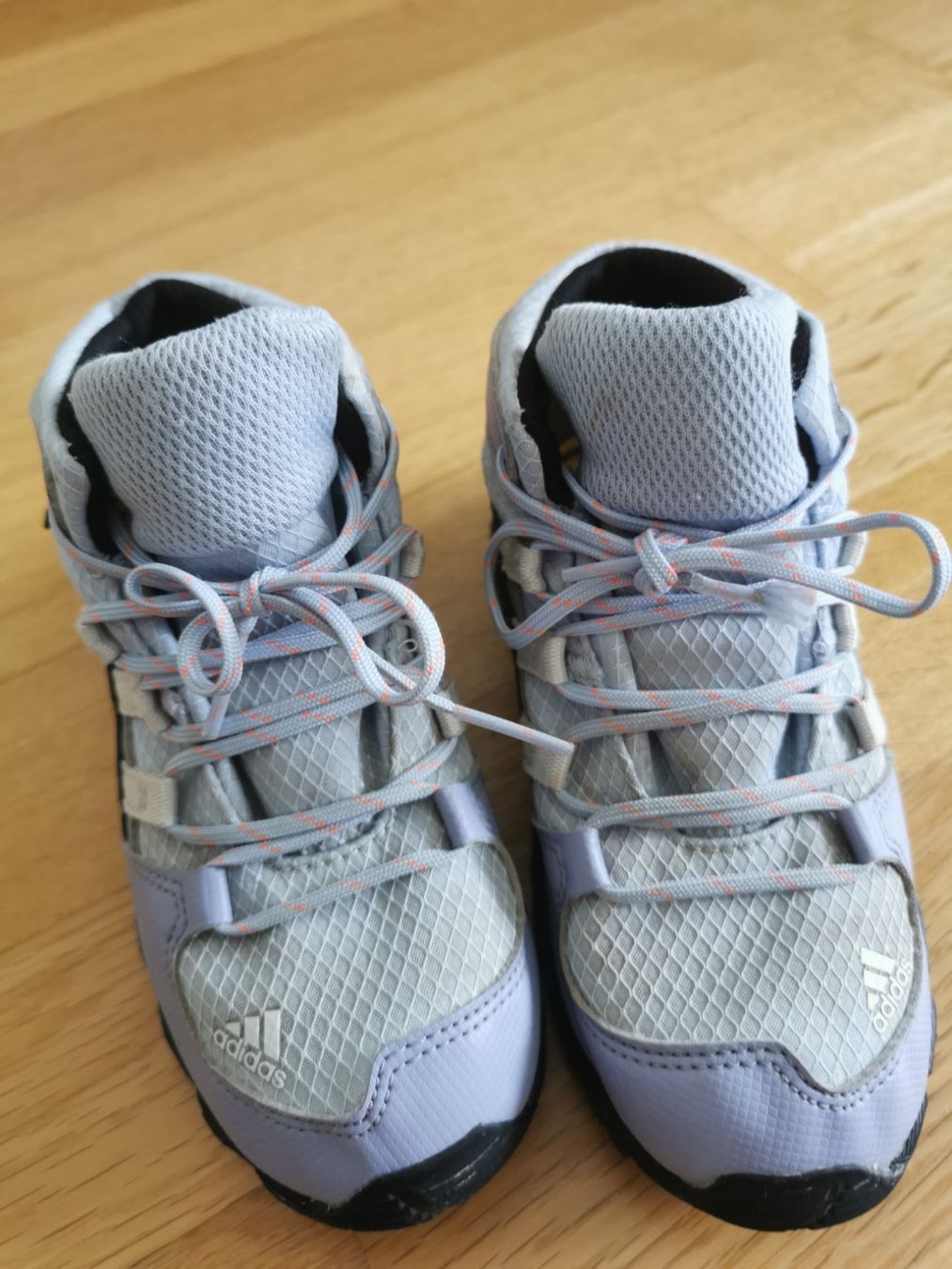 Adidas Chaussures garçon: Adidas Terrex gr.27 – D'occasion à Zürich par Simfa 2