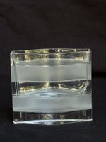 Vase Art Déco élégant – Design géométrique, signé au dos