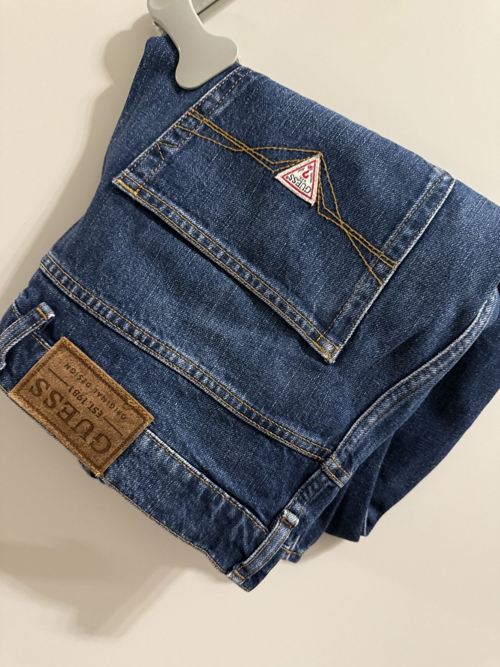 Guess Jeans: Guess Herren Jeans Relaxed James 48 – Usato da Zürich venduto da SEDRAEN 3