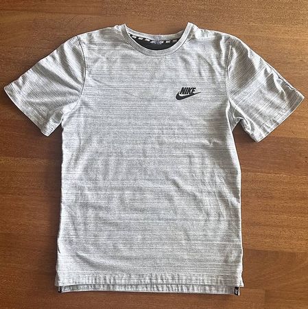 T-Shirt in Gr.S (eher M) von NIKE
