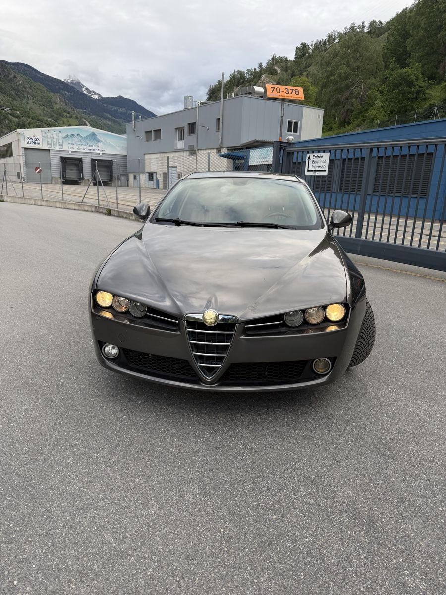 Alfa Romeo Automobili: Alfa Romeu 159 1.9 Jtd – Usato da Bitsch venduto da RSantos95 5
