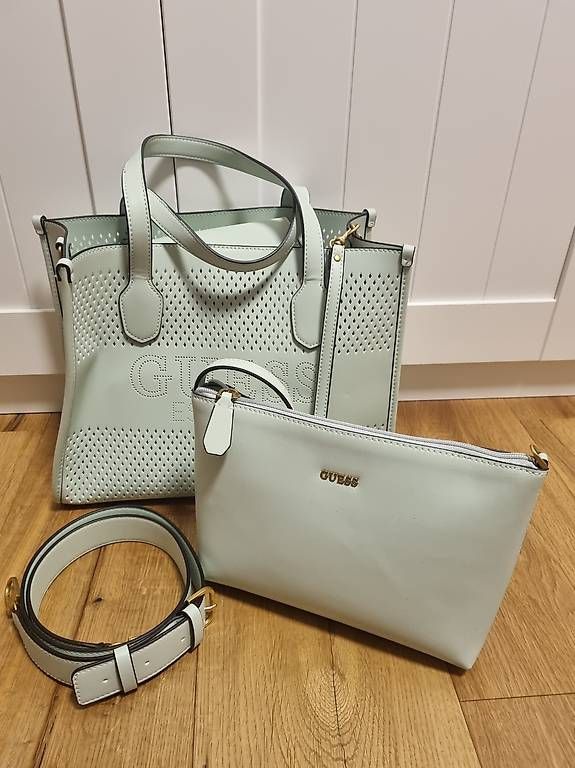 Taschen für Damen: Handtasche Guess – Gebraucht aus Wetzikon TG von annisegenreich