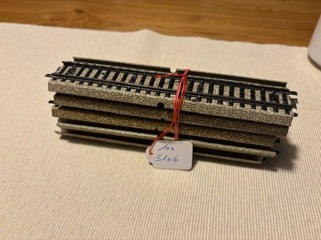 Märklin Modellini di ferrovie: Märklin Gleis 5106(C) – Usato da Frenkendorf venduto da HampeFrenk 1