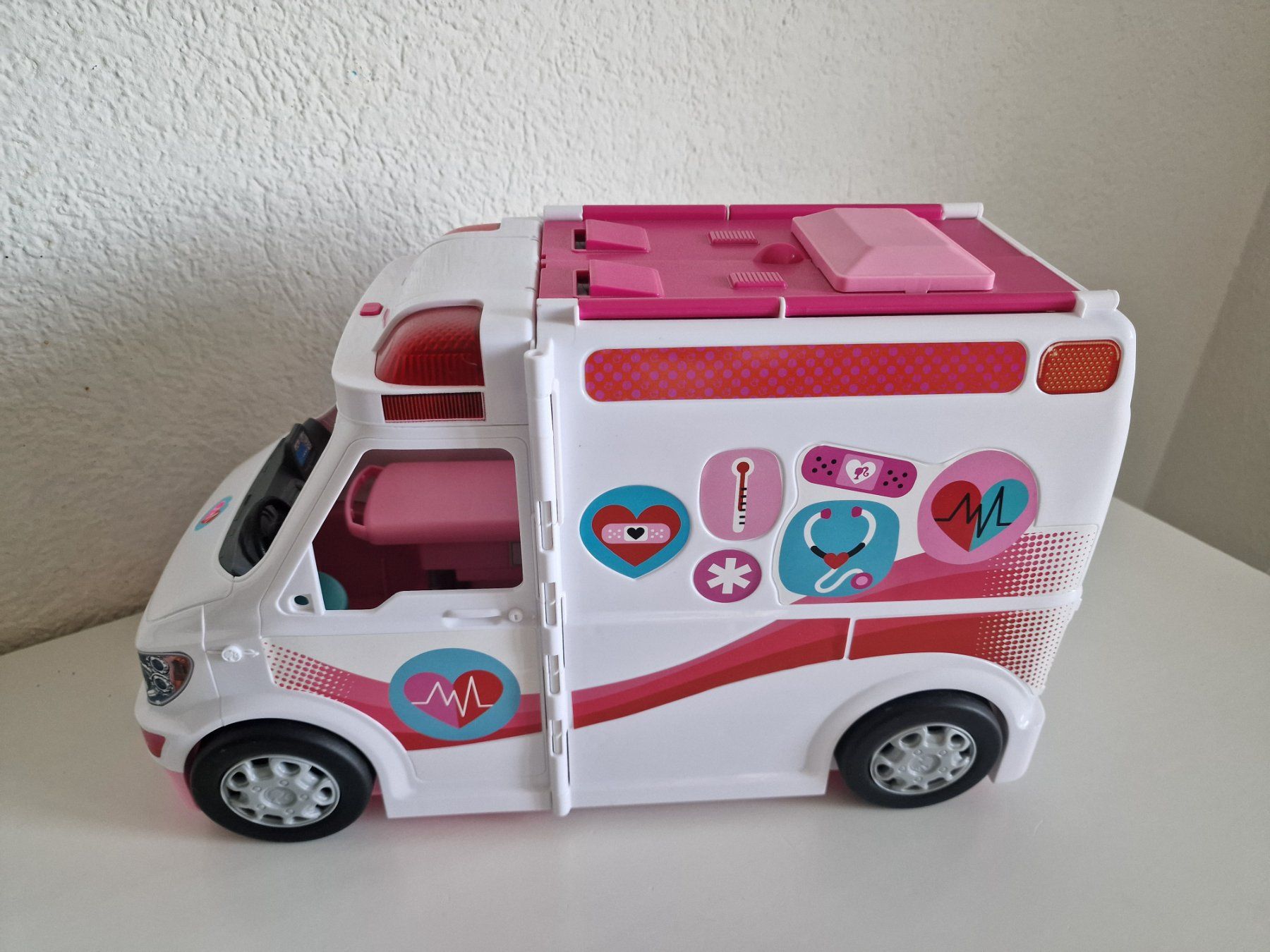 Giocattoli: Barbie Krankenwagen – Usato da Rain venduto da JLT1020
