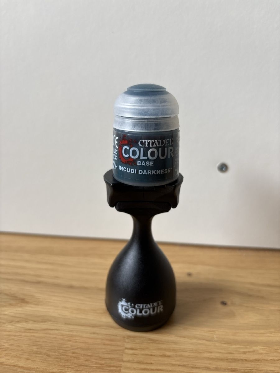 Colori: Citadel Colour Base Incubus Darkness Farbe neu – Nuovo e nell'imballaggio originale da Küsnacht ZH venduto da piku44