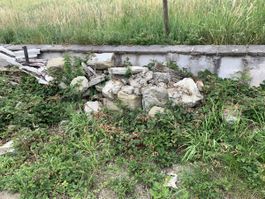 Gemischte Steine kostenlos abzugeben