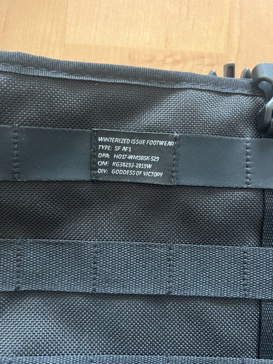 Nike Borse: schwarze Nike AF1 Tasche – Usato da Muri b. Bern venduto da SigridW 2