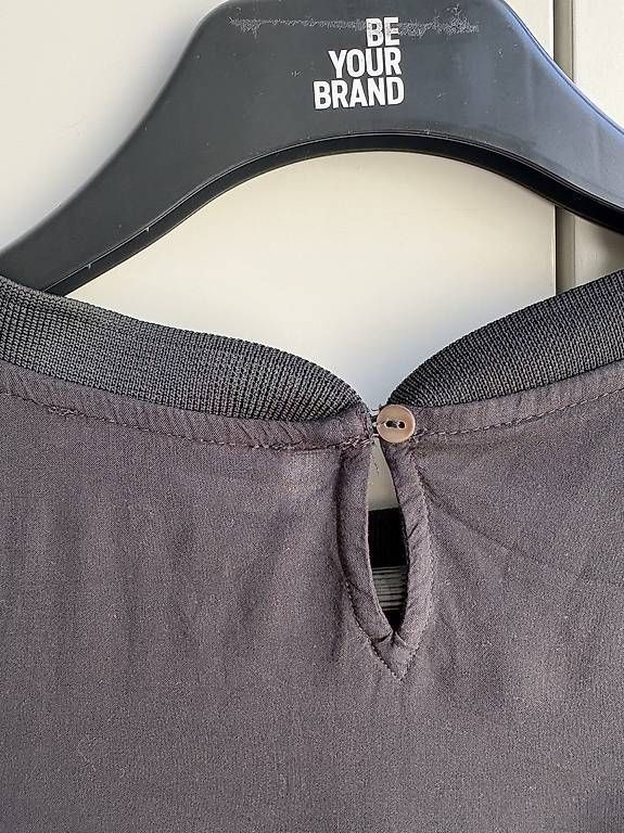 Esprit Chemisiers: Bluse schwarz edc by Esprit Gr. S – D'occasion à Netstal par gapow 4