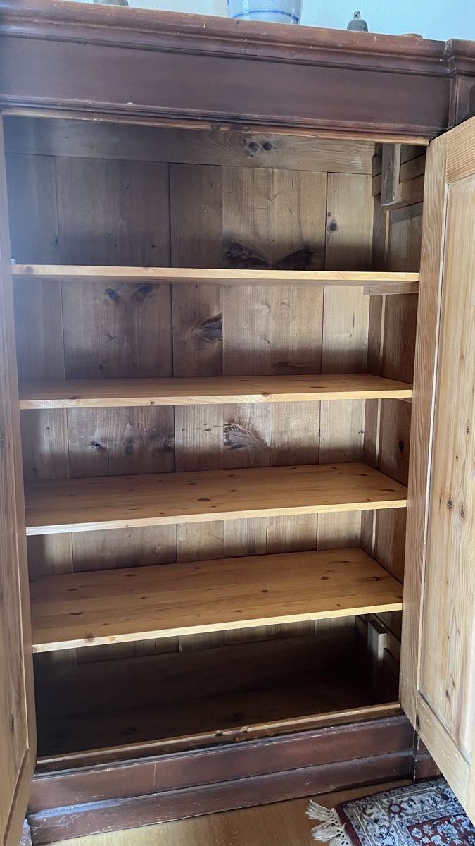 Armoires: Holzschrank – D'occasion à Appenzell par nana33 1