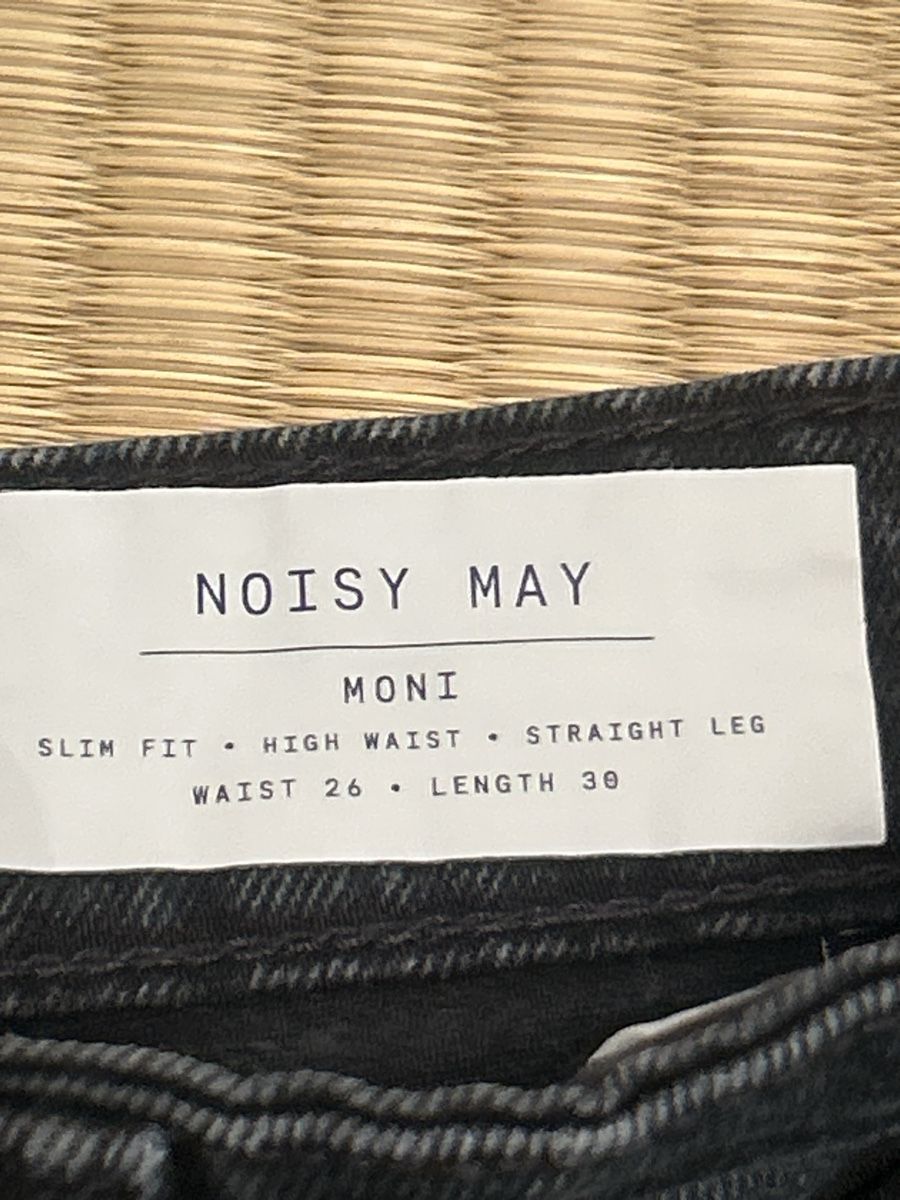 Jeans: Jeans 26/30 schwarz  – Usato da Uetikon am See venduto da barceloneta 1