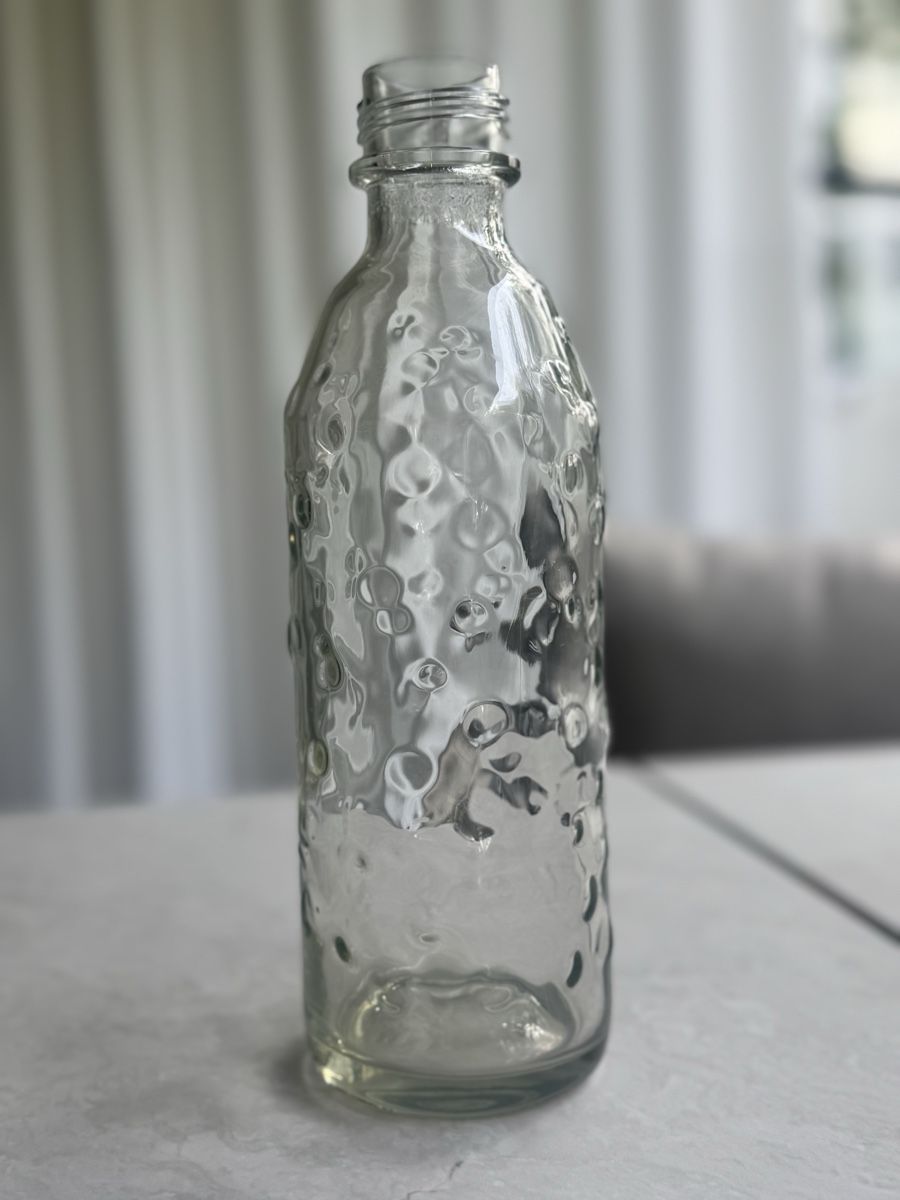 Autres vaisselles & verres: Sodabär Glasflasche transparent strukturiert  – D'occasion à zürich par Bailey17 6