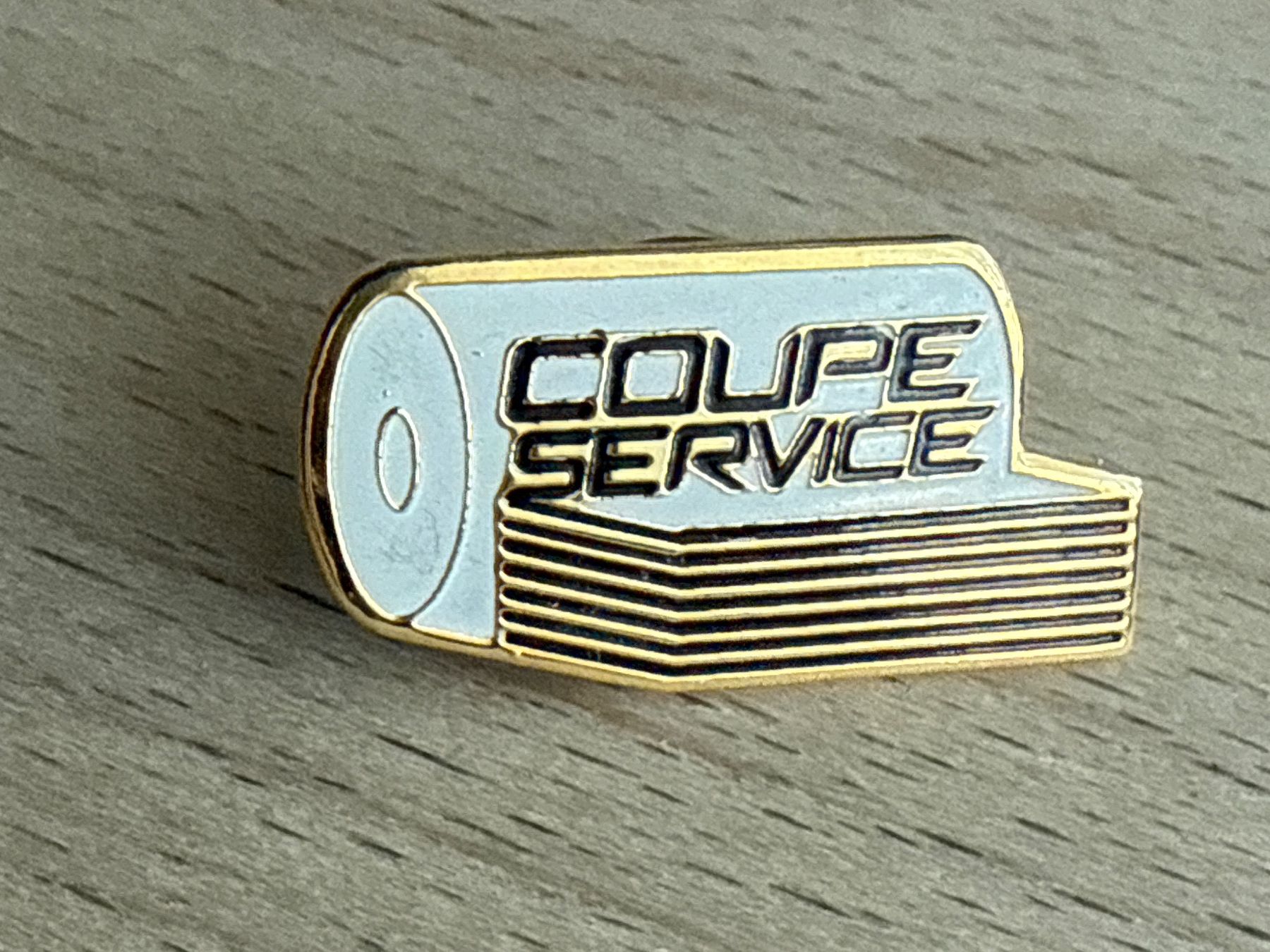 Plaketten & Abzeichen: Pin Coupe Service – Gebraucht aus Glattbrugg von Schweigmatt