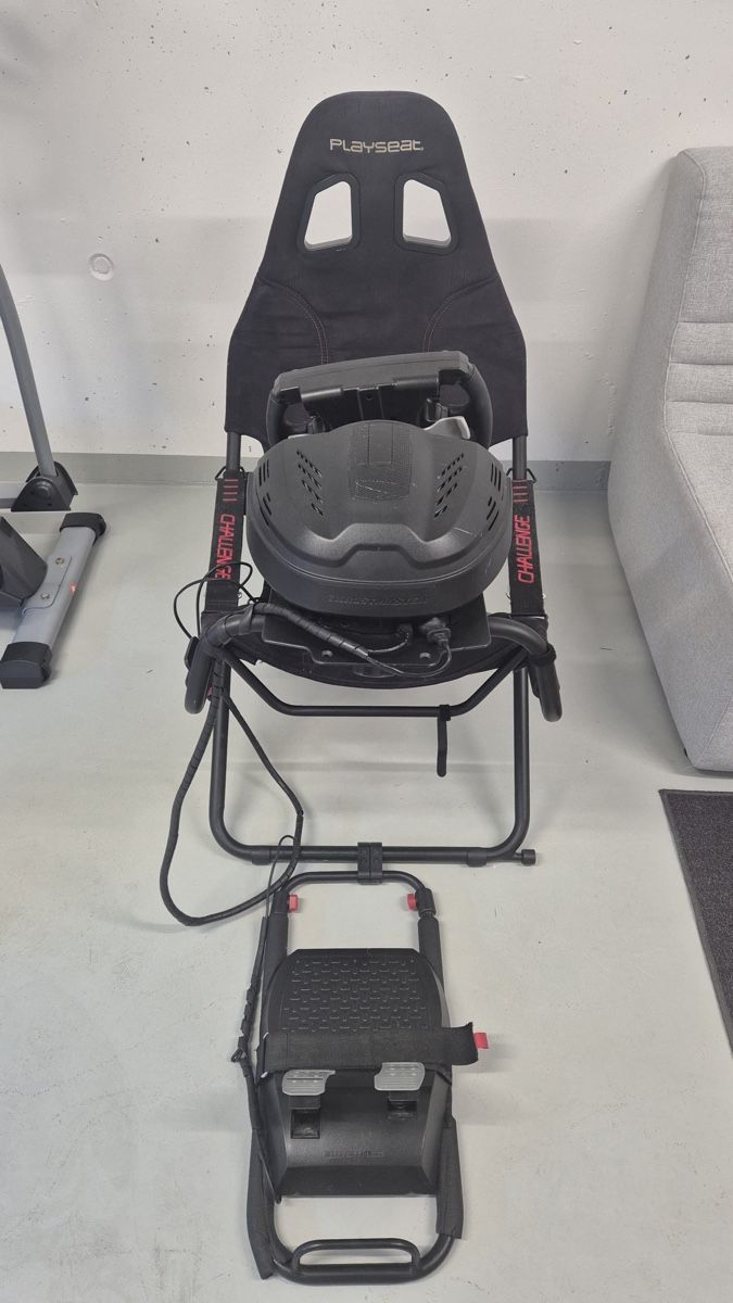 Thrustmaster Controller: Playseat mit Thrustmaster T300 RS GT Edition – Usato da Biberist venduto da etesummer 1