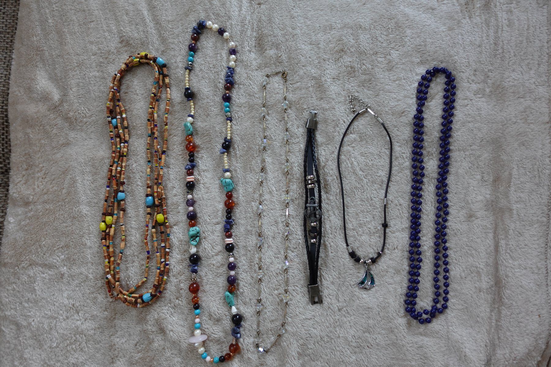 Altri gioielli: 1 schönes 40 teiliges Modeschmuck Set – Usato da rorschach venduto da Babsi64 3
