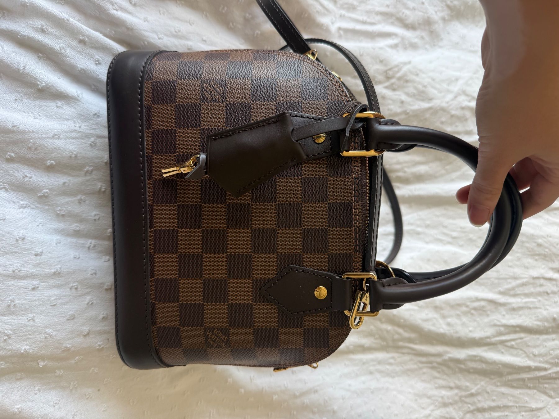 Louis Vuitton Sacs femmes: Sac alma – D'occasion à Payerne par kni_w6xk 8