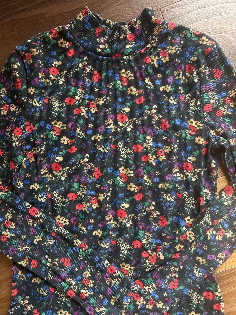 Gap Blouses, T-shirts & Tops: Gap Langarmshirt 152/158 – D'occasion à Maloja par liv_5gzx 1
