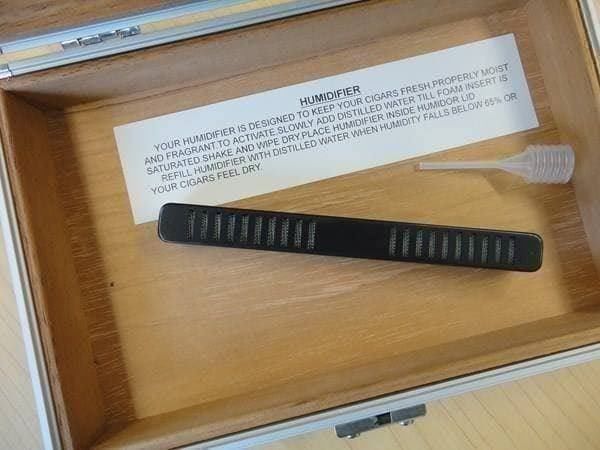Humidor per sigari: Reise Humidor – Nuovo e nell'imballaggio originale da Wetzikon ZH venduto da Alpari 2