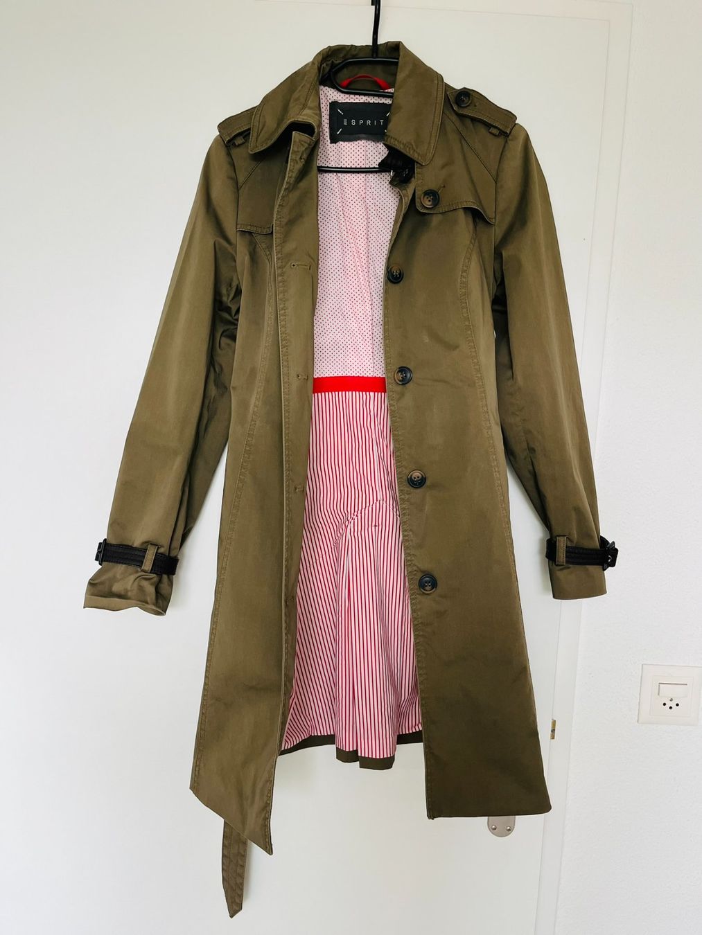Esprit Cappotti: Trenchcoat Esprit - Khaki – Usato da Remigen venduto da vicunja 1