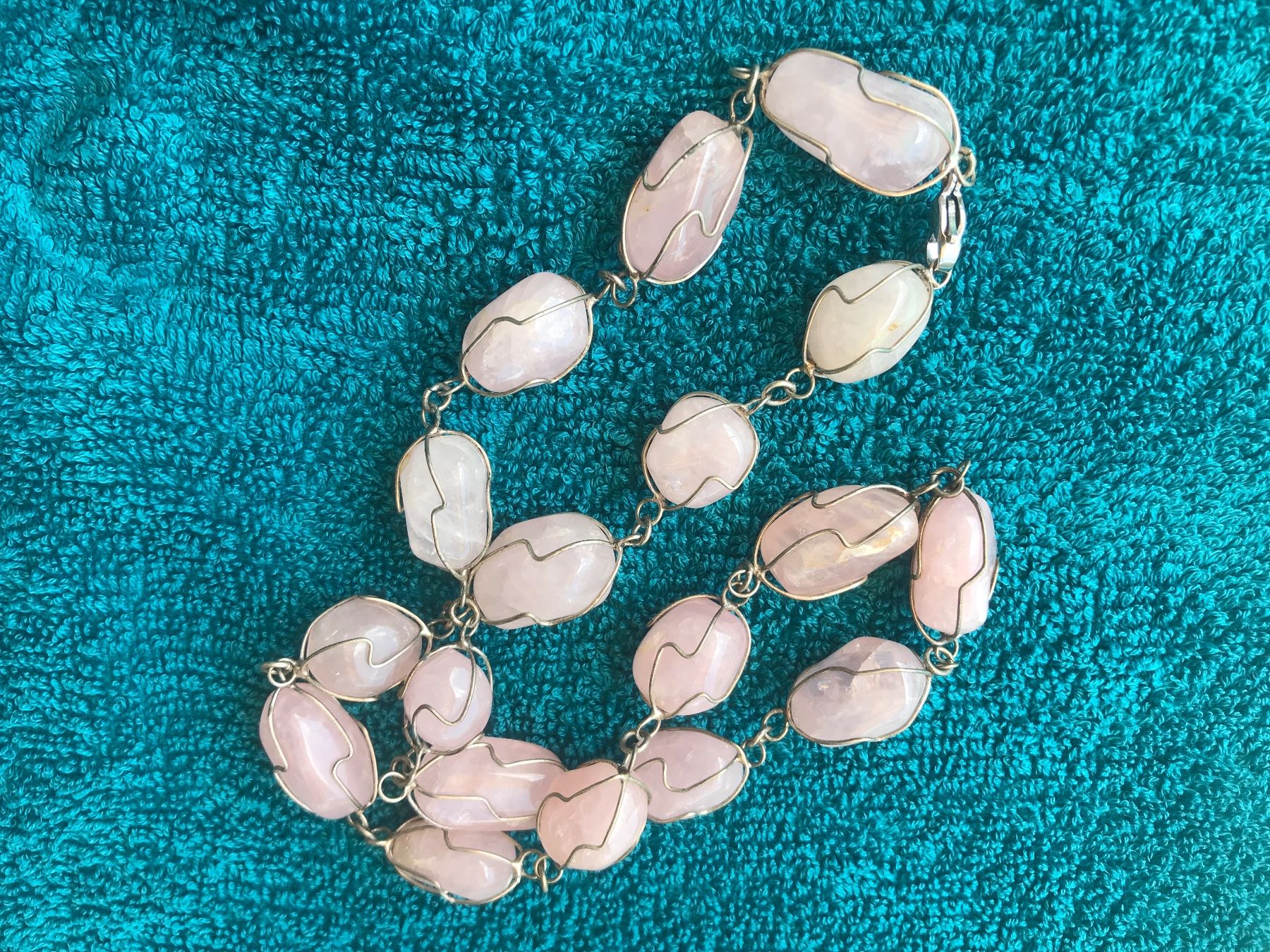 Catenine: Boho Rosenquarz Kette – Usato da Wettingen venduto da Andres54 1