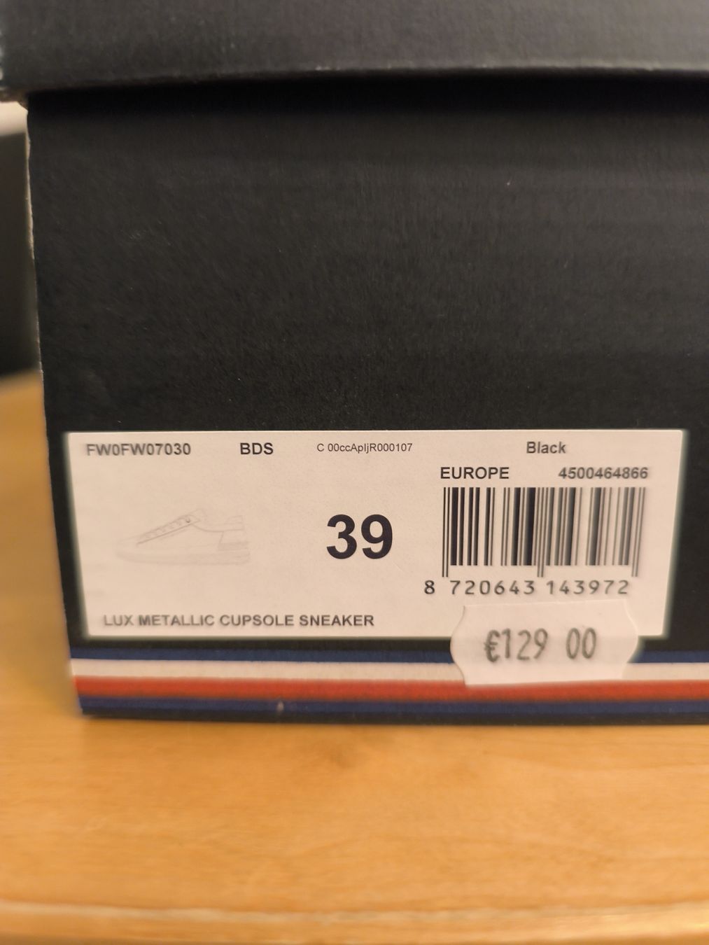 Tommy Hilfiger Scarpe da donna: Tommy Hilfiger LUX METALLIC Sneaker Schwarz Gr. 39 Neu – Nuovo e nell'imballaggio originale da Bern venduto da Nessli 2