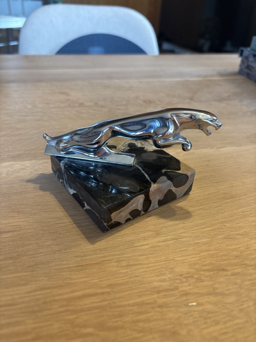 Statuette: Jaguar Figur auf Marmorsockel  – Usato da Lotzwil venduto da kie_fdq8 2