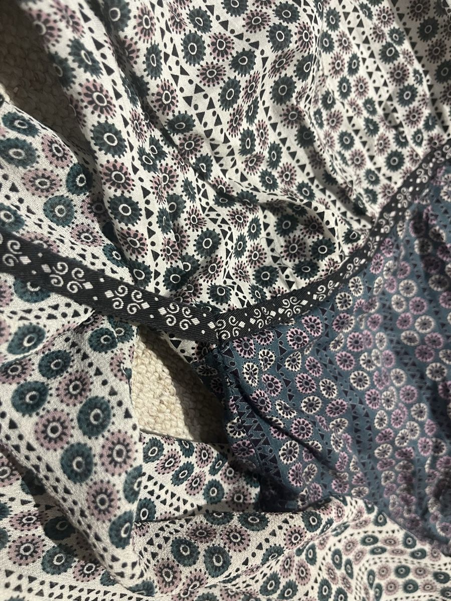 H&M Camicette: H&M Bluse Gr.44 mit Blumenmuster – Usato da St. Gallenkappel venduto da Iillifee 2