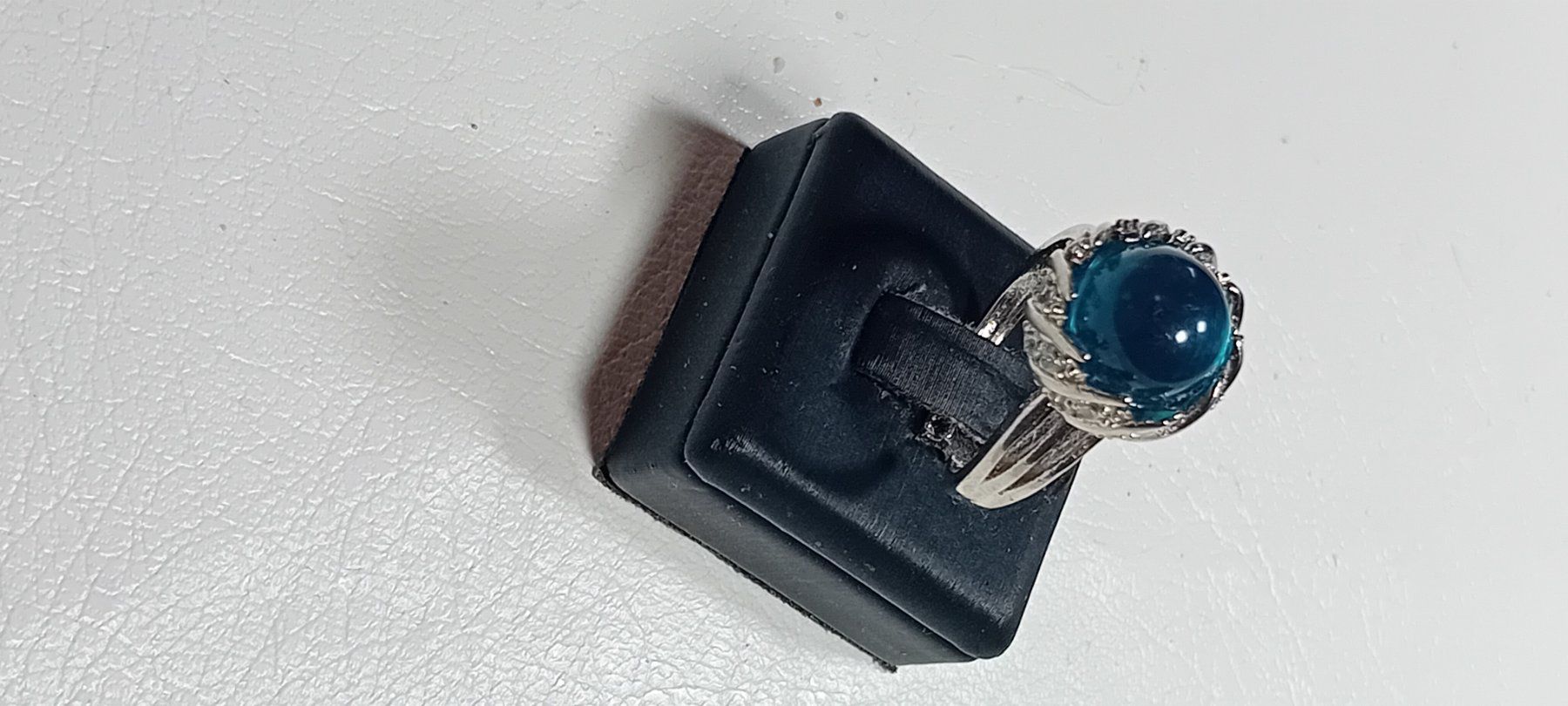 Anelli: ring modeschmuck mit kristall – Nuovo (secondo la descrizione) da Basel venduto da bij_5hqd 1