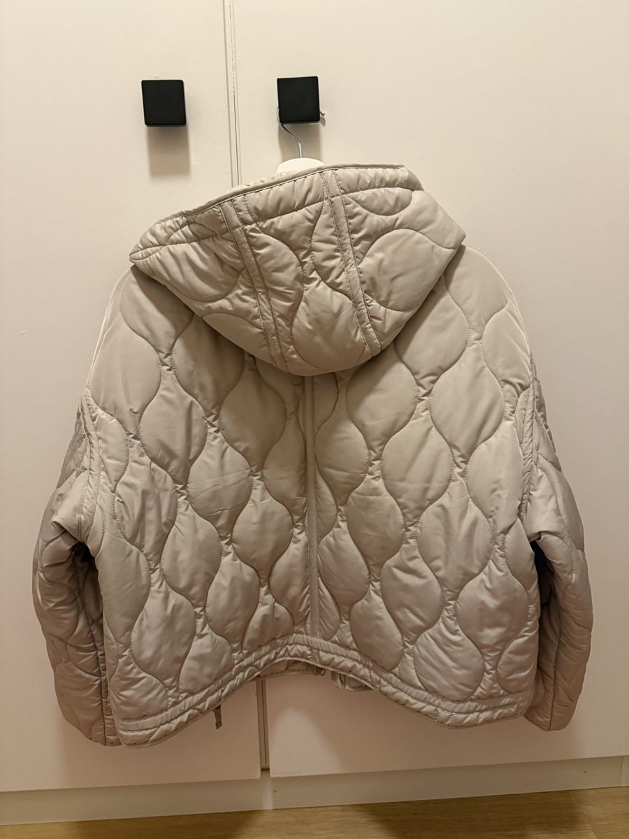 Stradivarius Jacken: Stradivarius Steppjacke – Gebraucht aus Thun von Julia1406 2