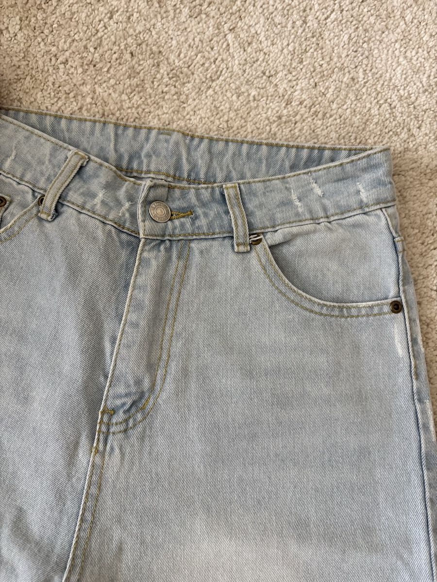 Shein Jeans: Jeans hellblau Grösse S Used Look Shein – Gebraucht aus Basel von mic_5258 2