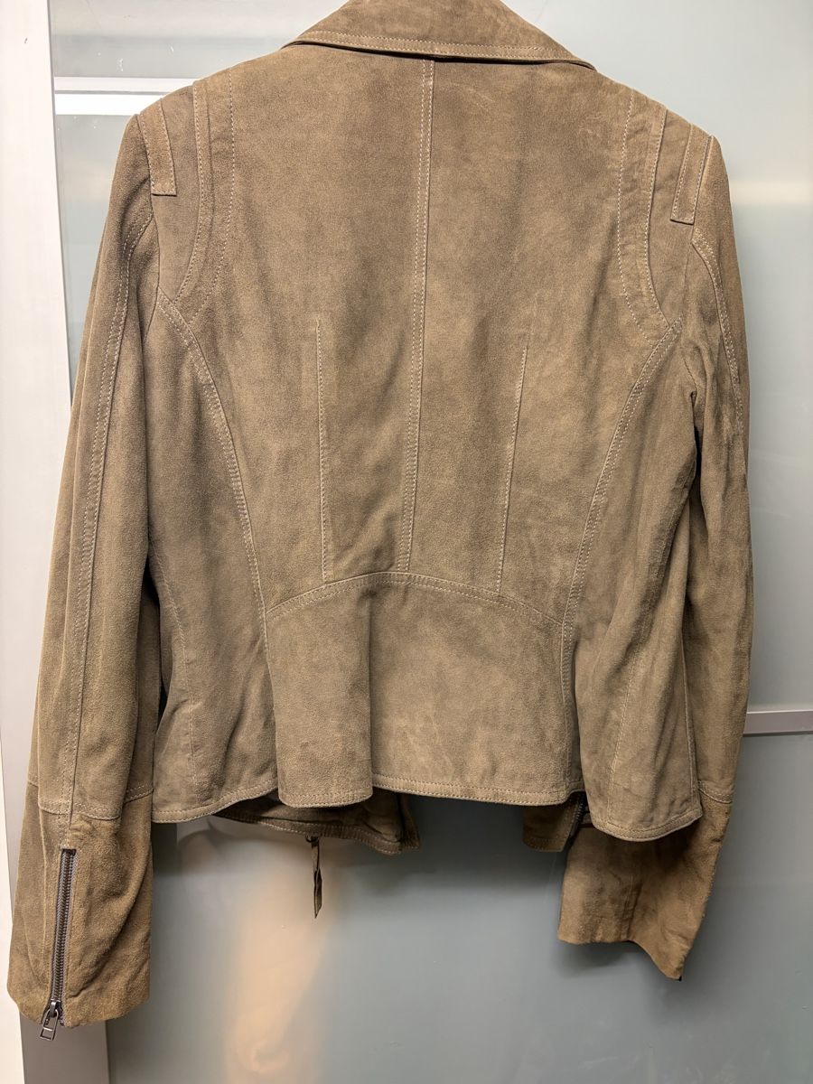 Globus Giacche: Globus Wildlederjacke, hellbraun, Grösse 40, super Zustand – Nuovo (secondo la descrizione) da Stettlen venduto da simone.apera 4