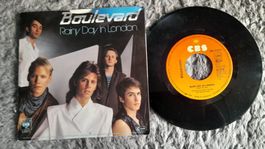 BOULEVARD    RAINY DAY IN LONDON     7 VINYL SINGLE